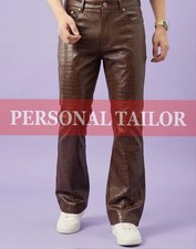 Pantalón de mezclilla de cuero de cocodrilo marrón de piel de cordero para hombre estilo corte bota 5 bolsillos