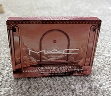 Paleta de sombras de ojos MAC Connect en color incrustada en lente rosa nueva en caja