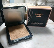 WHATS UP BEAUTY Bailarina de Viento Polvo Ajustador Prensado en Tamaño Mediano Completo Nuevo 9g