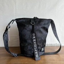 Marimekko 24ss Bandolera de Nylon Bolsos Cubo Ligeros Informales Bolsos de Hombro Nuevos