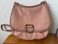 BOLSO BANDOLERA DE CUERO FRYE LUCY ROSA POLVORIENTO NUEVO CON ETIQUETAS (RARO)