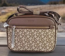 NUEVO DKNY Signature Lona Recubierta Cámara Hombro Bandolera Cartera Marrón