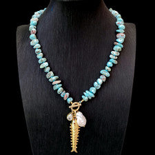 Collar Larimar Azul Hilo Moneda Blanca Perla Pez Colgante Bohemia Joyería