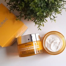 ¡Con AVERAC contra el envejecimiento de la piel! Crema de Noche Regeneradora con Ceramidas, 50ml