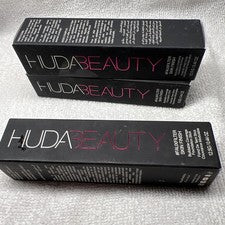 Base en barra Huda Beauty Fauxfilter acabado piel caramelo 420G Macchiato x3