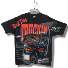 Camiseta Bad Dog TRUCKIN' XL Negra AOP Pantalla Tienda Russ Tock Impresión Completa