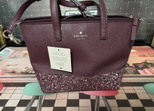 Nuevo con etiquetas Bolso Bandolera Kate Spade Greta Court Para Mujer - Madera de Cerezo