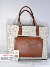 MICHAEL KORS-NUEVO CON ETIQUETAS $358,00-48 AÑOS con familia MK-¿EN QUIÉN CONFIARÁS?OFERTA $188,00