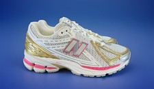 Talla 5.5 - New Balance 1906R Silver Metallic Dragon Berry