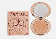 Iluminador Charlotte Tilbury Hollywood Glow Glide - Brillo oro rosa .24 oz.