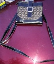 Bolso Bandolera Nine West Cierre Magnético Muchos Bolsillos Nunca Usado Nuevo Sin Etiquetas