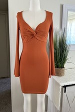 Mini Vestido Moda Boutique Para Mujer Naranja TRESSER Frontal Torcido Manga Larga