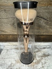 Cepillo en polvo Cheeky Rose Beauty | Precio de venta sugerido por el fabricante = $34