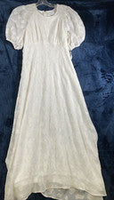 Nuevo con etiquetas Vestido para mujer Calvin Klein blanco línea A largo forrado, hilo con acento dorado, talla 6