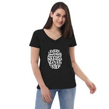 Respetuosa y elegante: camiseta reciclada con cuello en V para mujer - District DT8001