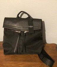 Botkier New York - Mochila pequeña de nailon Trigger - Negra