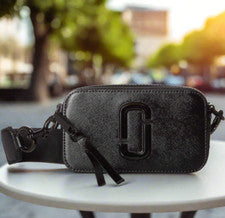 Bolso pequeño negro para mujer Bolso de hombro de cuero instantáneo Cartera bandolera y bolso antipolvo