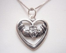 Collar Celta Claddagh en Corazón Plata de Ley 925 Amor Lealtad Amistad