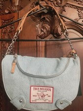 Muñequera/cartera NANETTE LEPORE, nueva con etiquetas
