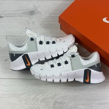 Talla 7 - Nike Free Metcon 5 Summit Blanco Brillante Mandarín DV3949-001