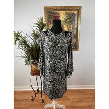 Vestido Cato Shift Para Mujer Mediano Blanco Estampado Leopardo Cremallera Trasera Boho Glam Mob Esposa