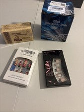 Belleza de cuatro piezas, paquete de dos paquetes de uñas, jabón cosmético y un ventilador de cintura