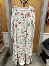 Vestido Just Fashion Now • Grande Floral • Nuevo • Dos Niveles Para Mujer 53” Cuello en V