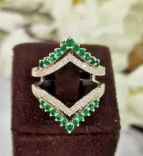 Anillo de boda potenciador esmeralda creado en laboratorio corte redondo de 2,00 quilates enchapado en oro blanco de 14 