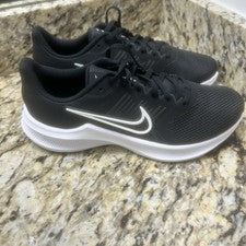 Zapatos para correr Nike Downshifter 11 para mujer talla 9 CW3413-006 negros blancos