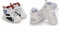 Zapatos de suela suave para bebé talla 1 edades 0-12 meses. Oferta de paquete 2 pares por $35