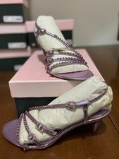 Sandalias de tacón alto Kate Spade Makenna adornadas con cristal rosa - varias tallas