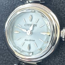 Reloj Citizen Fio Eco-Drive® de acero inoxidable con esfera azul claro EG7081-51L