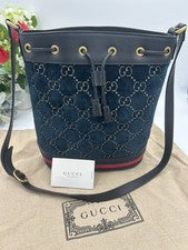 Mujer Gucci OPHIDIA Bolso Cubo Terciopelo Azul con Ribete de Cuero y Raya Web