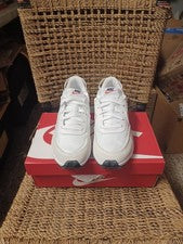 Nike Mujer Waffle Debut DH9523-100 Blanco Zapatos para Correr Talla 11 O Hombres 9.5