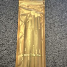 Juego de brochas de maquillaje Beauty For Real Gold negro forro sombreador de contorno
