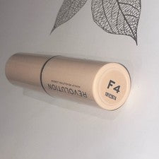 Base en barra base rápida Makeup Revolution Beauty F4 nueva - sellada