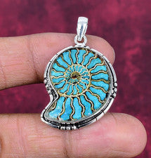 Colgante de joyería bohemia de plata de ley 925 hecho a mano con piedras preciosas fósiles de amonita