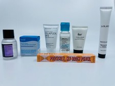 Set de viaje para el cuidado de la piel y el cabello de 7 piezas con las mejores marcas de belleza