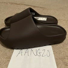 Talla 11 - Adidas Yeezy Slide Marrón