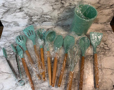 Juego de utensilios de cocina resistentes a la temperatura de silicona de 12 piezas con asas de madera NUEVO