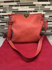 NUEVO SIN ETIQUETAS Valentino Garavani Rockstud Bolso Mensajero Cartera Bandolera Cuero Naranja