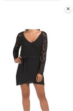 Nuevo con etiquetas 130 $ Mini Vestido Vertigo Paris Para Mujer Tejido Crochet Cuello en V Cinturón Grande