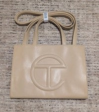 NUEVO CON ETIQUETAS - Bolso de compras mediano Telfar en crema