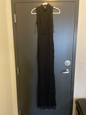 VESTIDO DE ENCAJE SIN TIRANTES SIN ESPALDA LARGO SUELO NEGRO FASHIONNOVA PARA MUJER. TALLA S