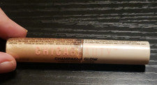CHICA BEAUTY ~ Iluminador líquido en brillo champán (oro transparente) ~ 0,21 oz