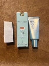 Crema beneficiosa de belleza antioxidante Estee Lauder DayWear BB (02 mediana) FPS 35