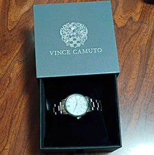 Vince Camuto Ayla Mujer Cuarzo Plata Acero Inoxidable Reloj Pulsera Esfera Blanca Caja