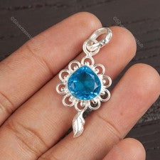 Bisel de compromiso de plata esterlina 925 con topacio azul suizo natural joyería colgante