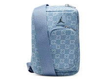 Bolso Bandolera Jordan Monograma Azul Denim 23 Logo MA9062-571 Eslinga 3L Nuevo