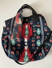 Bolso Bandolera Steve Madden Nuevo con Etiquetas Bordado Azul Marino Jariele Hobo Azteca Suroeste